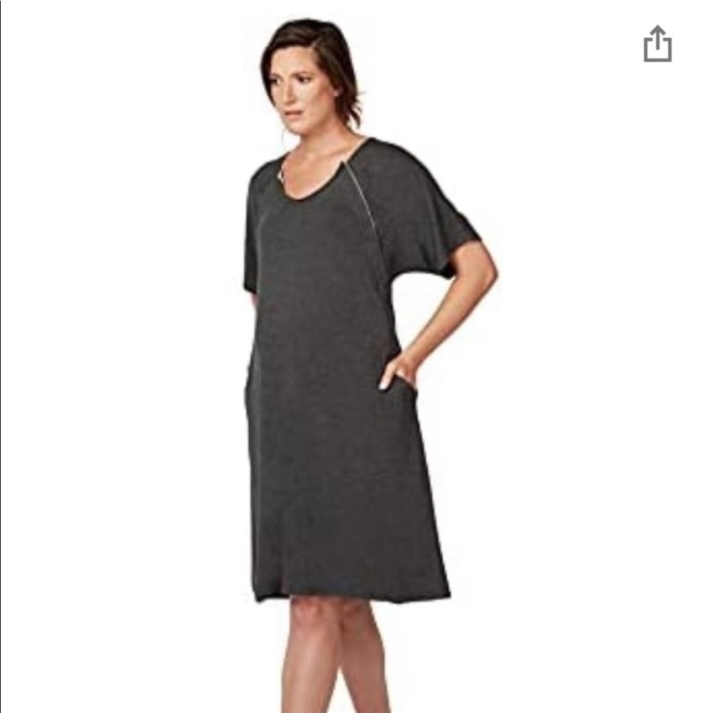 Frida Nursing and delivery gown